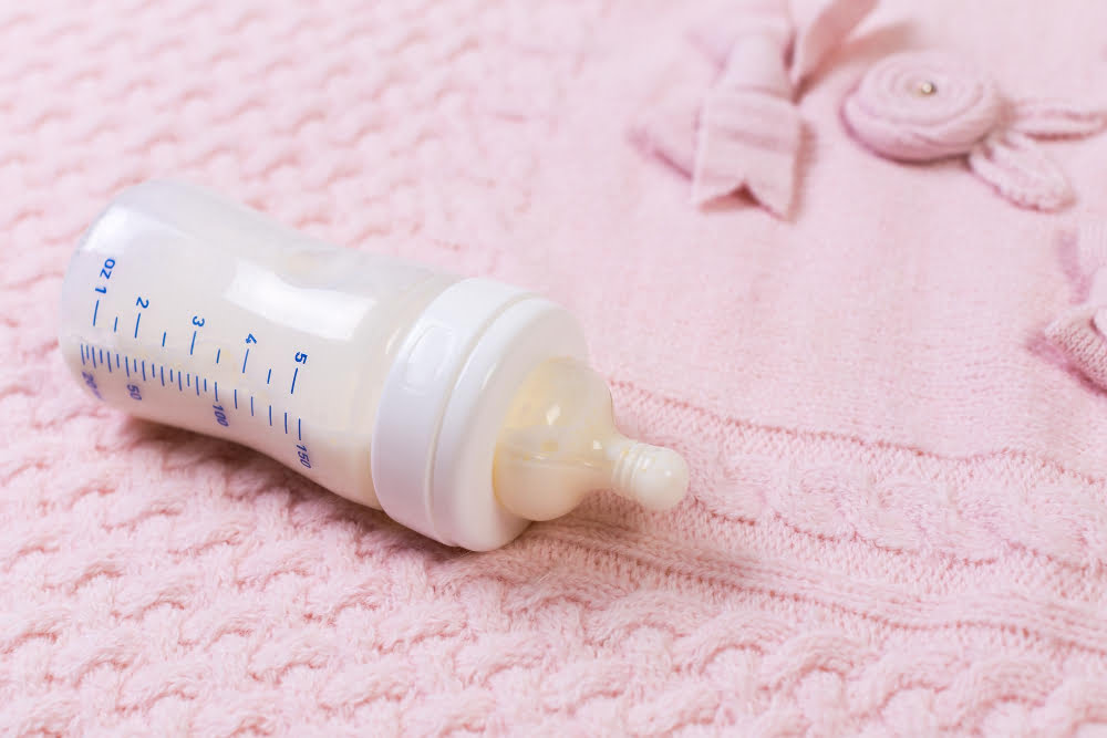 Baby bottle nipple size